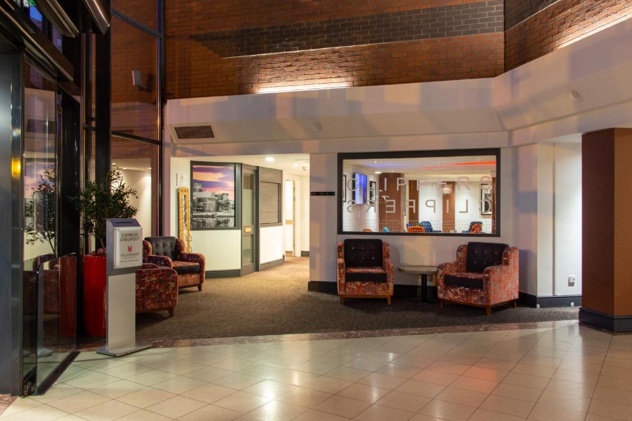 Copthorne Hotel Manchester Salford Quays Exterior photo